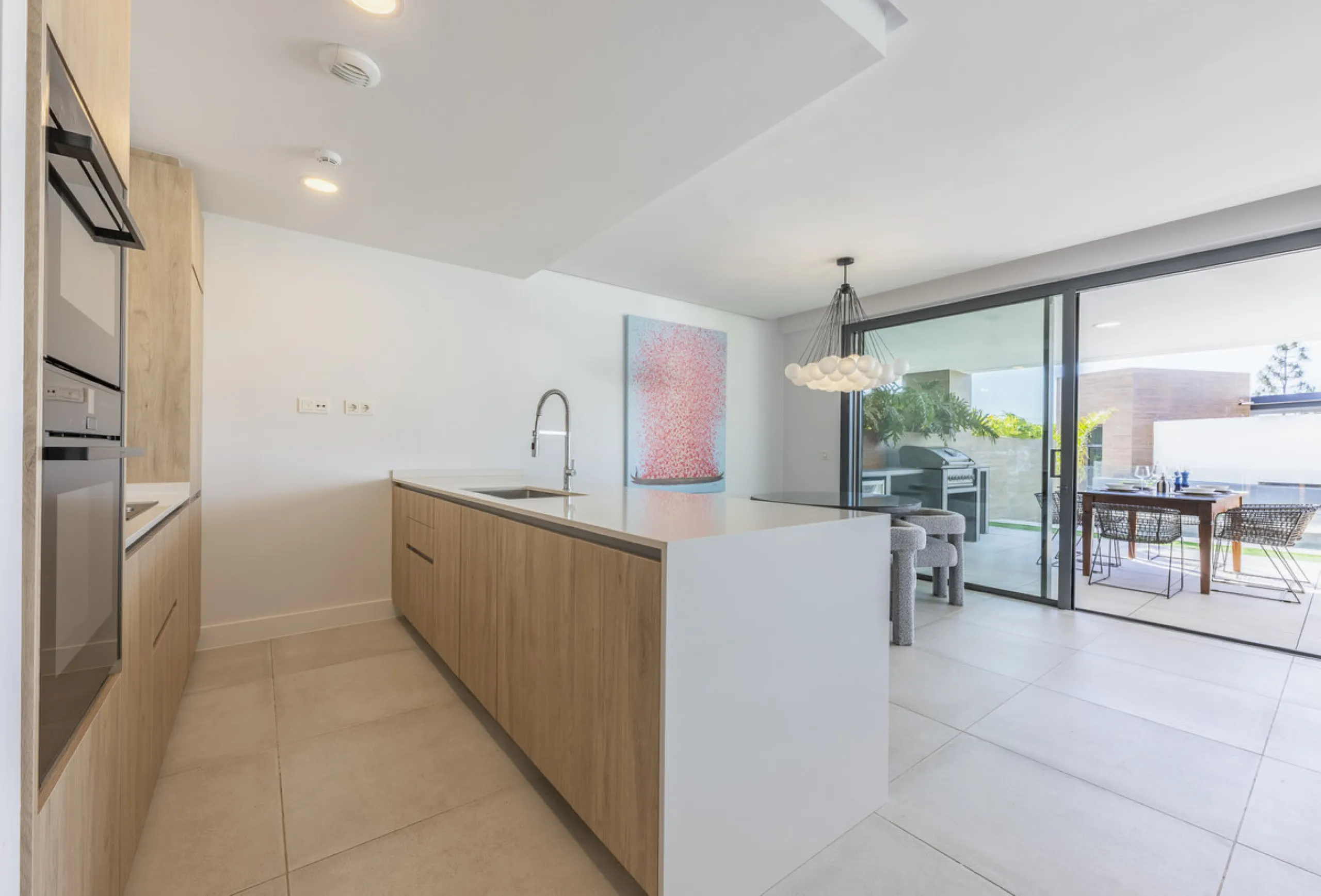 Apartment - Duplex в продаже в Marbella, Málaga. В доме 3 спален и 2 ванных комнат. Площадь дома 174 м²