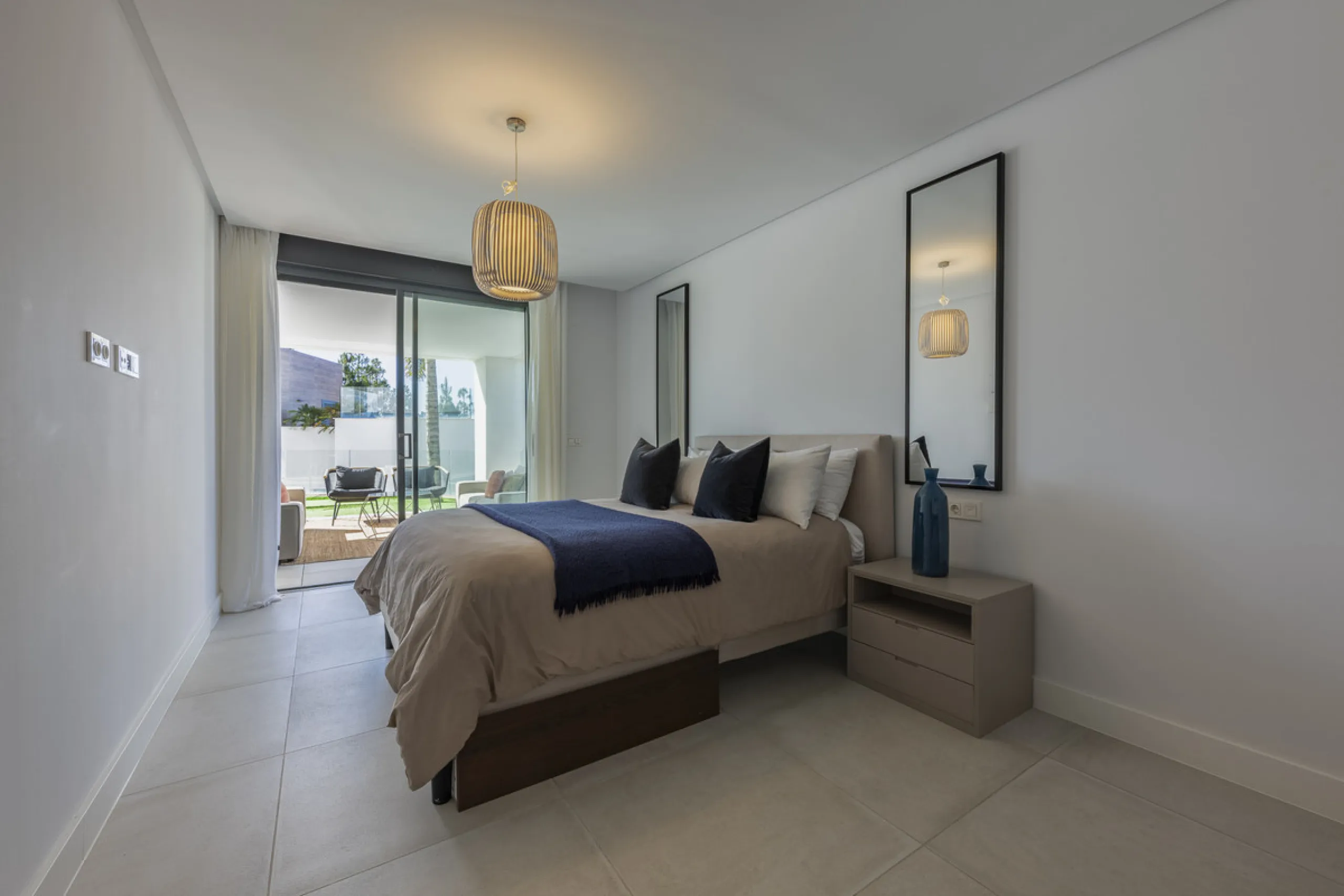 Apartment - Duplex в продаже в Marbella, Málaga. В доме 3 спален и 2 ванных комнат. Площадь дома 174 м²