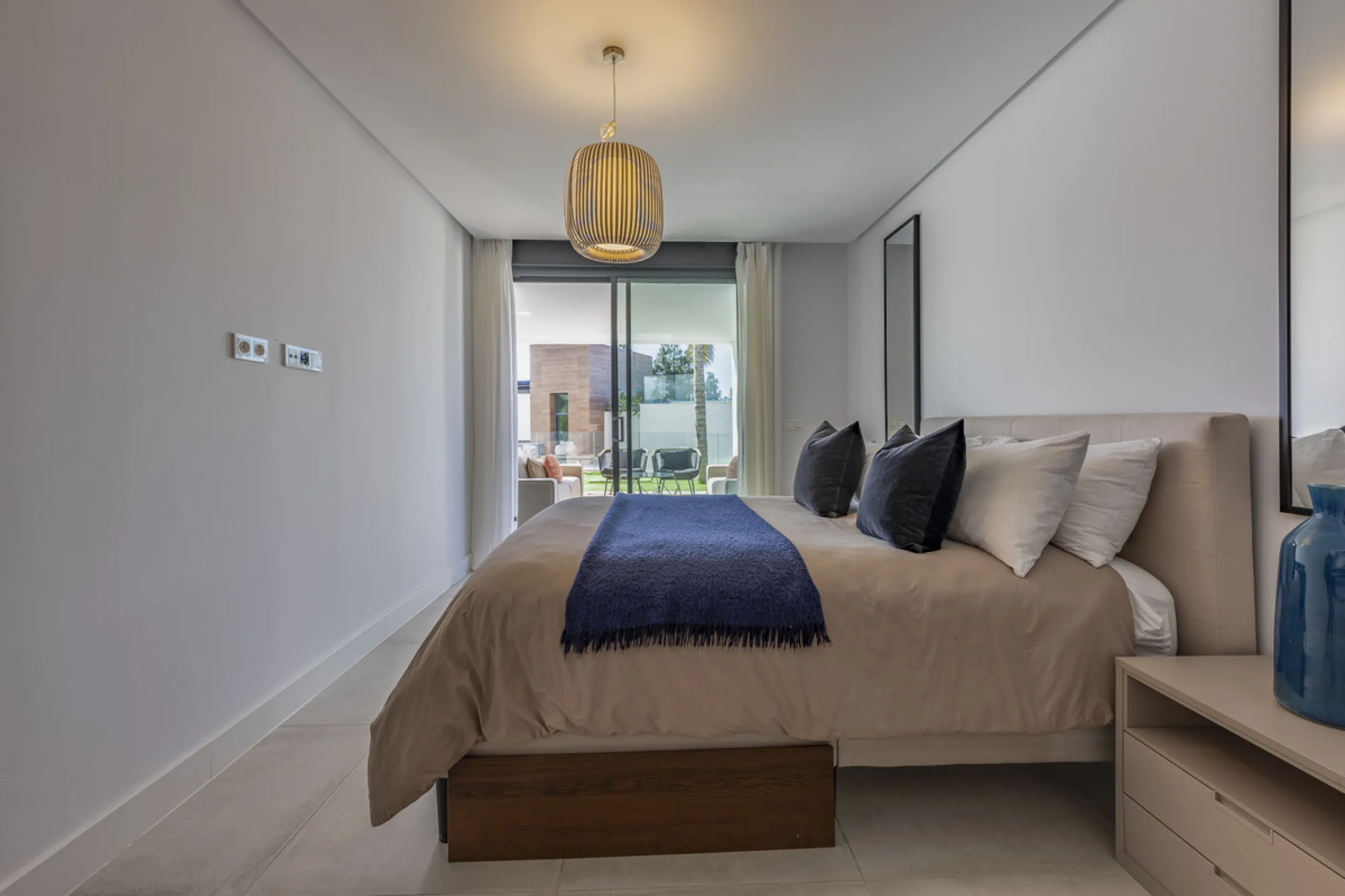 Apartment - Duplex в продаже в Marbella, Málaga. В доме 3 спален и 2 ванных комнат. Площадь дома 174 м²