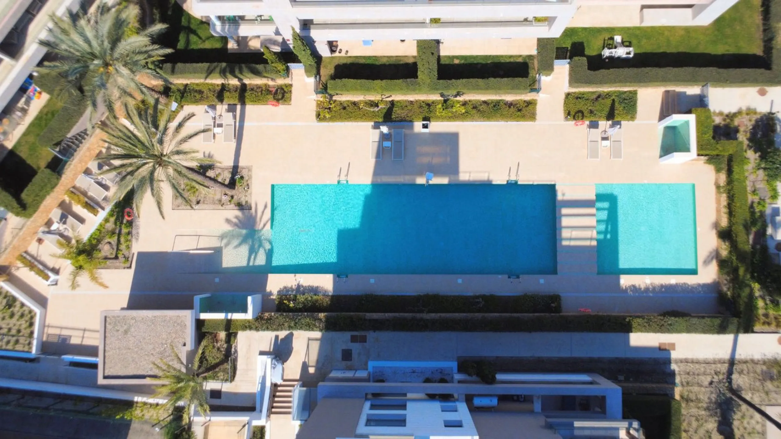 Stylish 2-bedroom apartment in Syzygy The Residences – ready to move in