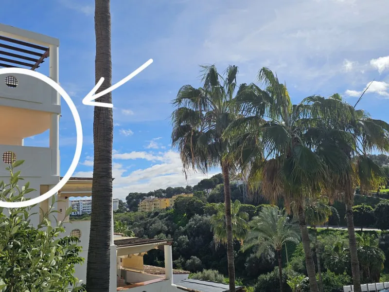 Beautiful 3 bedroom + 2 bathroom apartment for sale in Miraflores area. Spacious south & west facing covered terrace with open green views to the Miraflores golf course and gardens. Nice and quiet location only few minutes drive away from the beach villag