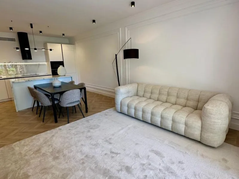 A magnificent apartment for sale in the prestigious  residential complex, located on the first line of the sea.