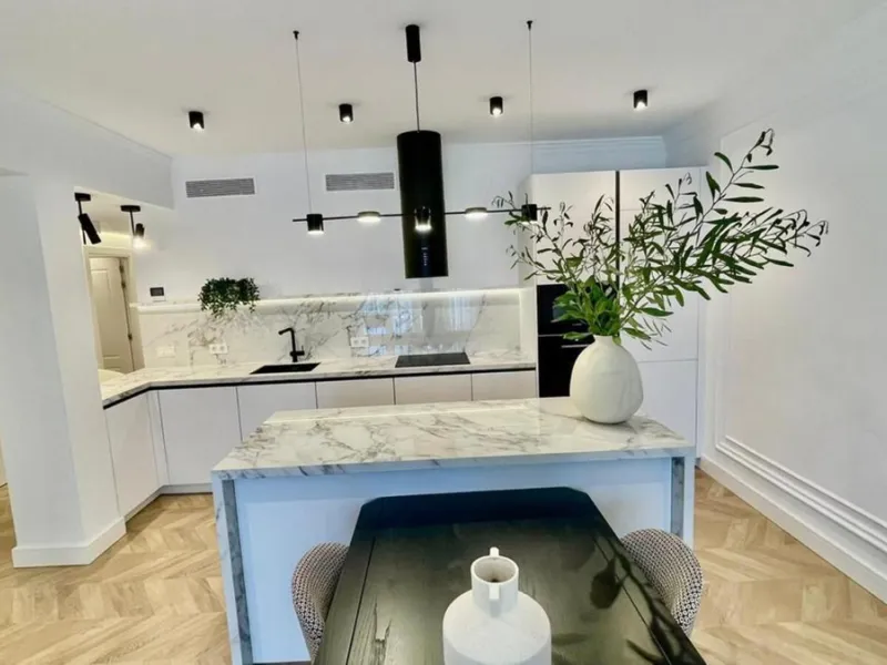 A magnificent apartment for sale in the prestigious  residential complex, located on the first line of the sea.