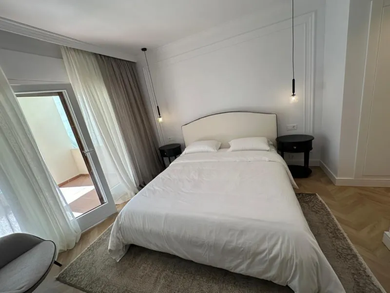 A magnificent apartment for sale in the prestigious  residential complex, located on the first line of the sea.