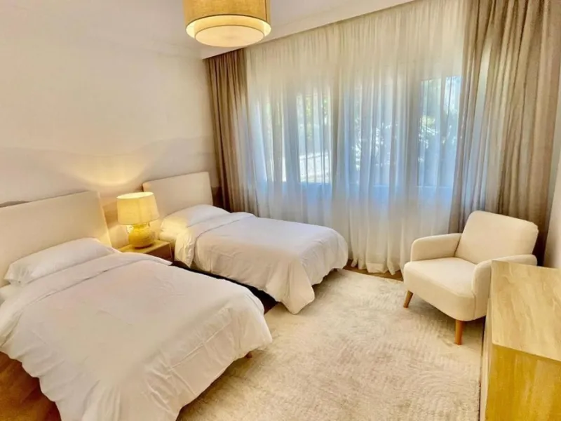 A magnificent apartment for sale in the prestigious  residential complex, located on the first line of the sea.