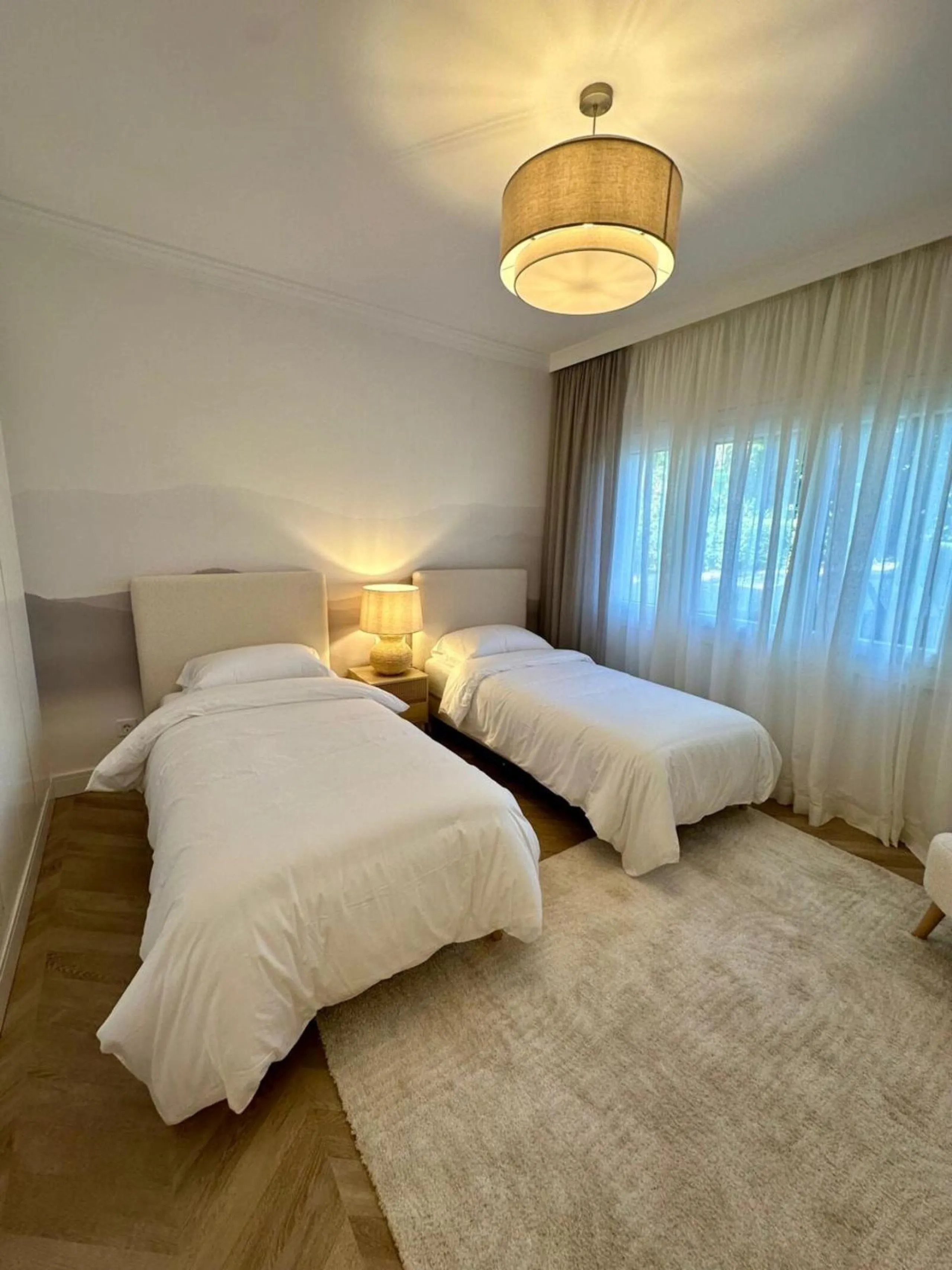 A magnificent apartment for sale in the prestigious  residential complex, located on the first line of the sea.