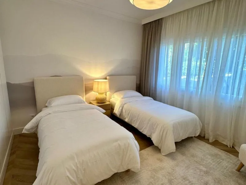 A magnificent apartment for sale in the prestigious  residential complex, located on the first line of the sea.