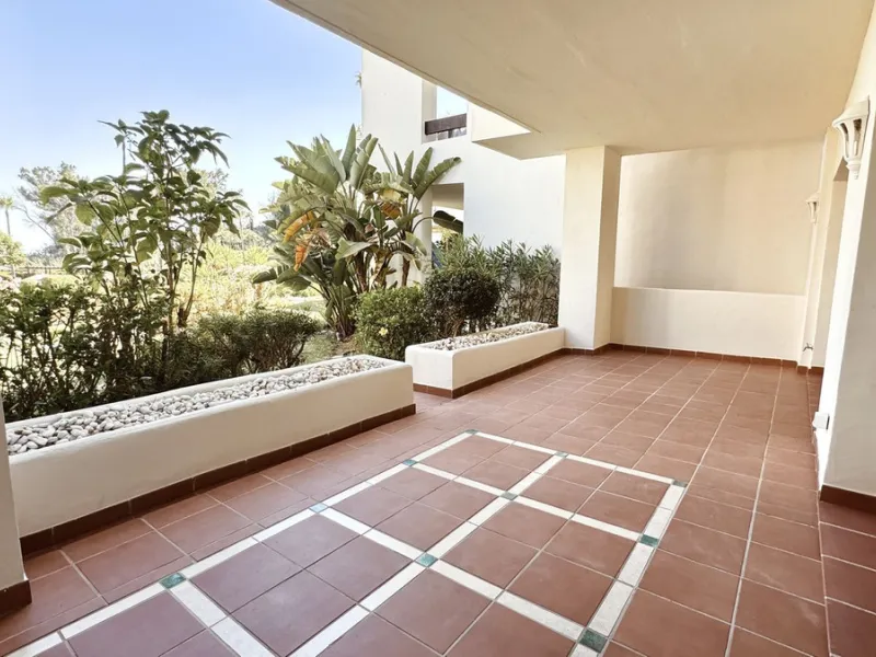 A magnificent apartment for sale in the prestigious  residential complex, located on the first line of the sea.