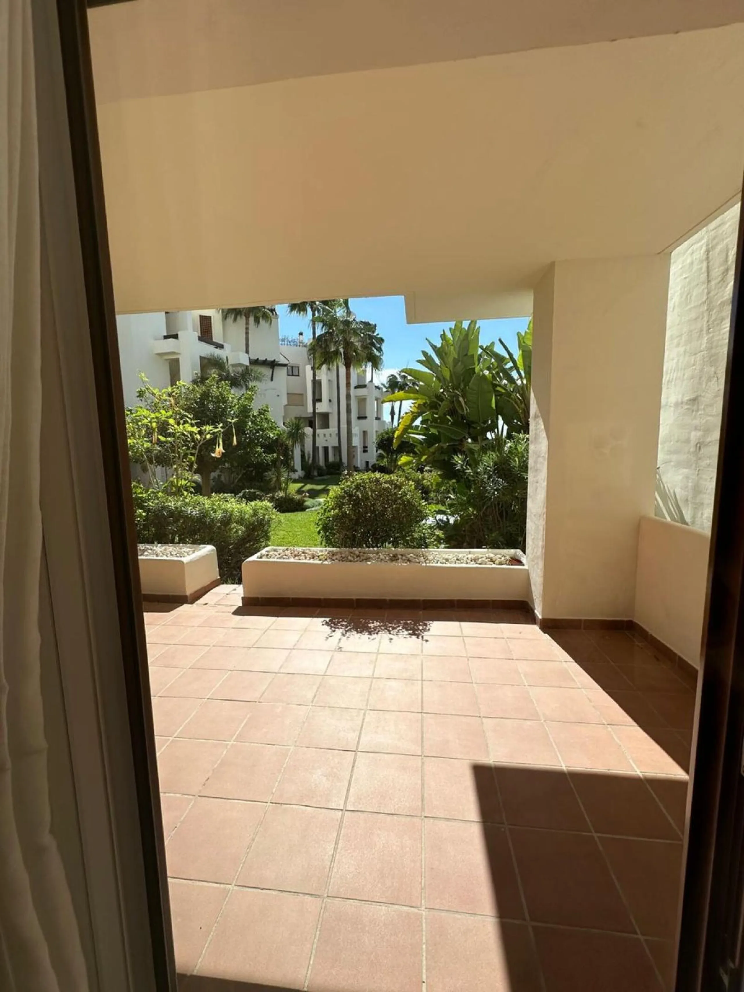 A magnificent apartment for sale in the prestigious  residential complex, located on the first line of the sea.