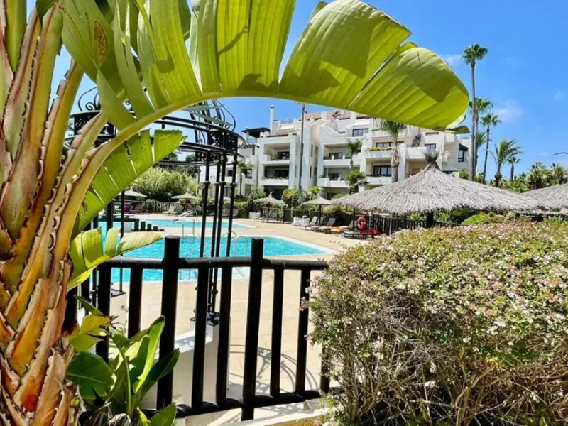 A magnificent apartment for sale in the prestigious  residential complex, located on the first line of the sea.