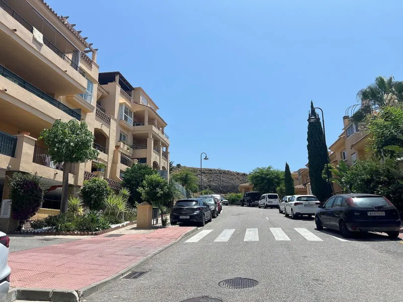Exceptional property – spacious, bright and full of potential