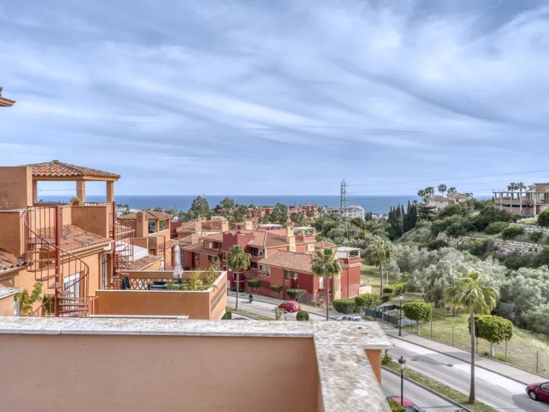 Duplex penthouse for sale, corner unit with panoramic sea and mountain views!