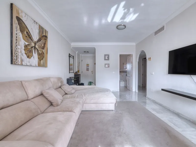 Duplex penthouse for sale, corner unit with panoramic sea and mountain views!