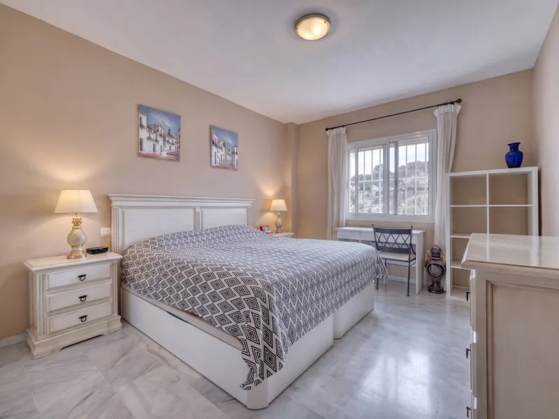 Duplex penthouse for sale, corner unit with panoramic sea and mountain views!