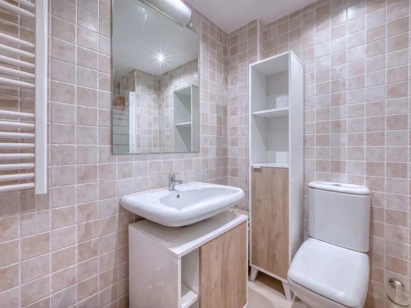 Duplex penthouse for sale, corner unit with panoramic sea and mountain views!