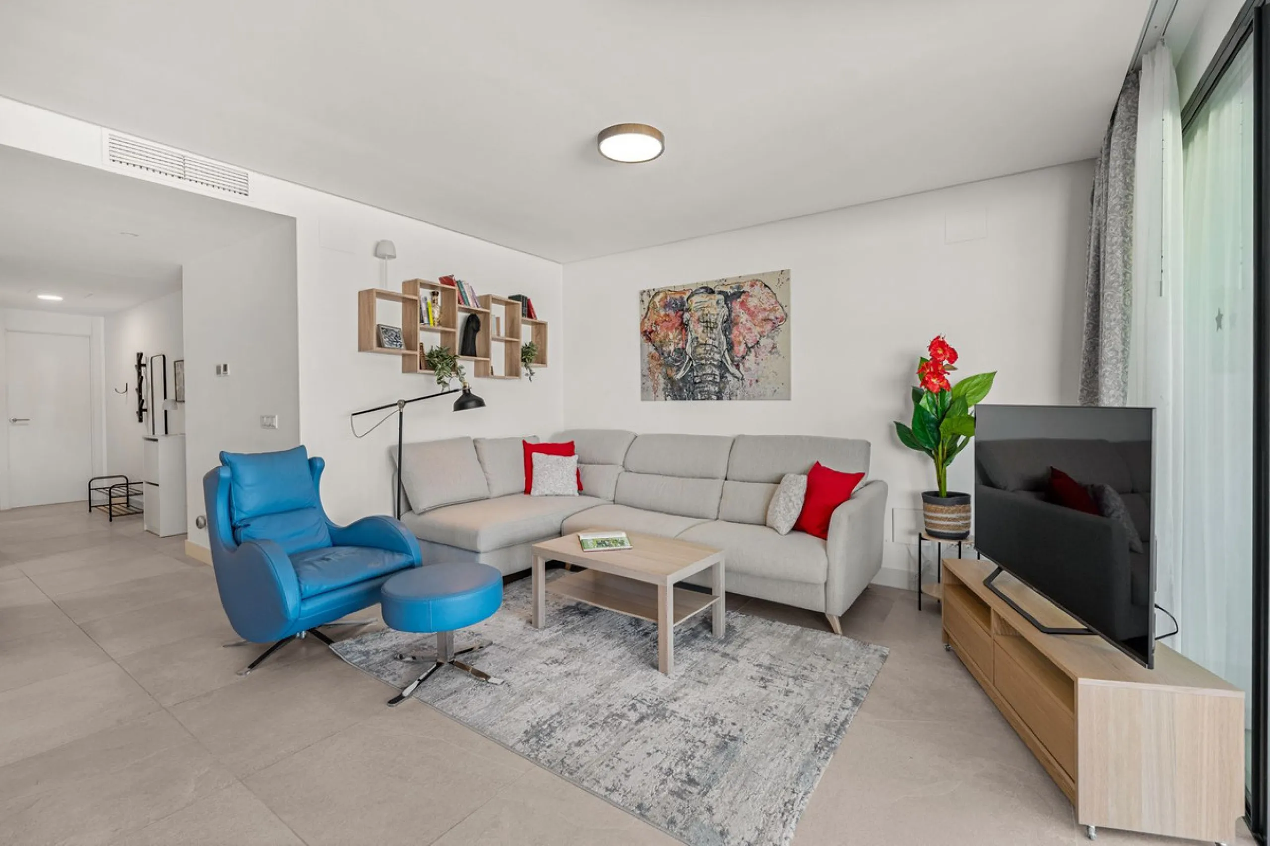 Apartment - Ground Floor Apartment в продаже в Marbella, Málaga. В доме 3 спален и 2 ванных комнат. Площадь дома 166 м²