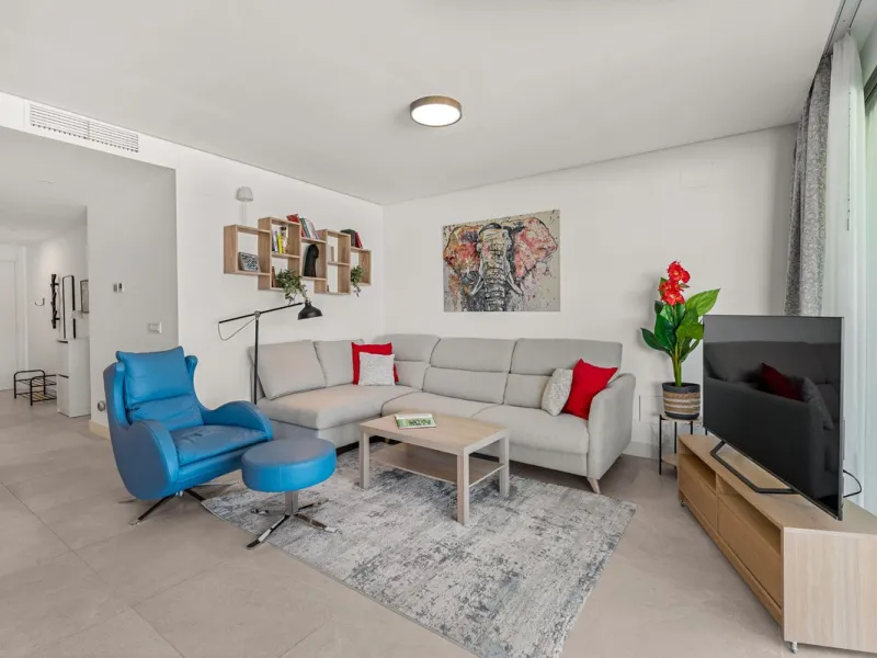 Apartment - Ground Floor Apartment в продаже в Marbella, Málaga. В доме 3 спален и 2 ванных комнат. Площадь дома 166 м²