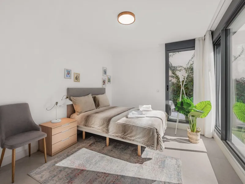 Apartment - Ground Floor Apartment в продаже в Marbella, Málaga. В доме 3 спален и 2 ванных комнат. Площадь дома 166 м²