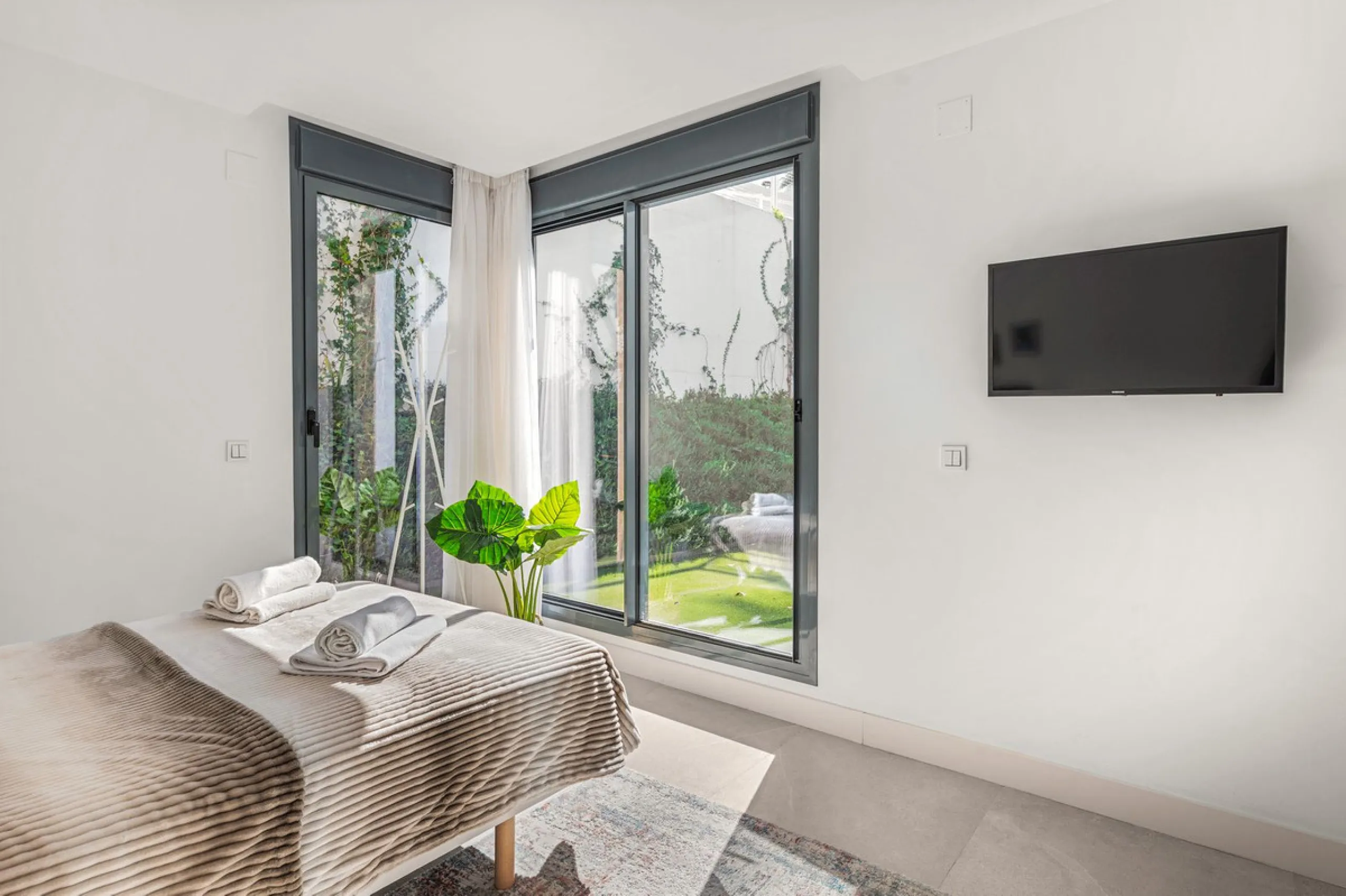 Apartment - Ground Floor Apartment в продаже в Marbella, Málaga. В доме 3 спален и 2 ванных комнат. Площадь дома 166 м²