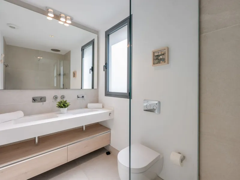 Apartment - Ground Floor Apartment в продаже в Marbella, Málaga. В доме 3 спален и 2 ванных комнат. Площадь дома 166 м²