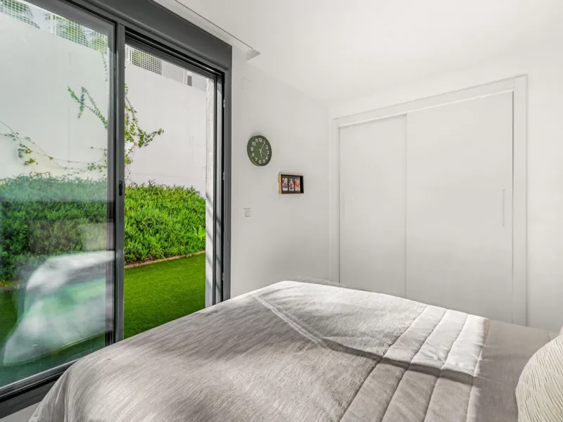 Apartment - Ground Floor Apartment в продаже в Marbella, Málaga. В доме 3 спален и 2 ванных комнат. Площадь дома 166 м²