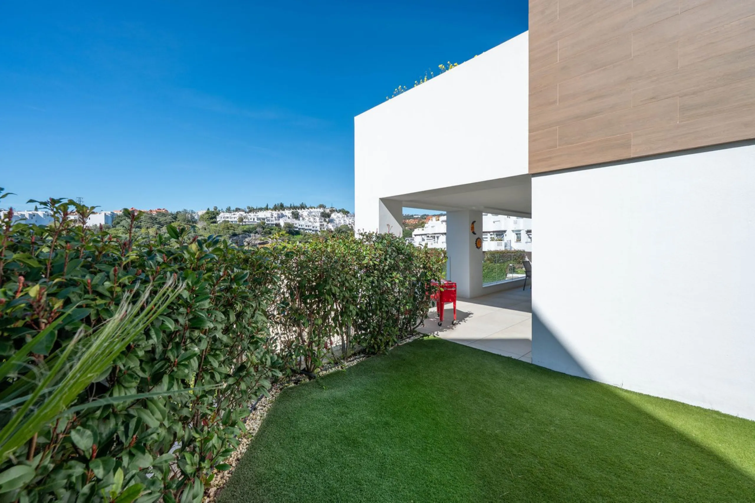 Apartment - Ground Floor Apartment в продаже в Marbella, Málaga. В доме 3 спален и 2 ванных комнат. Площадь дома 166 м²