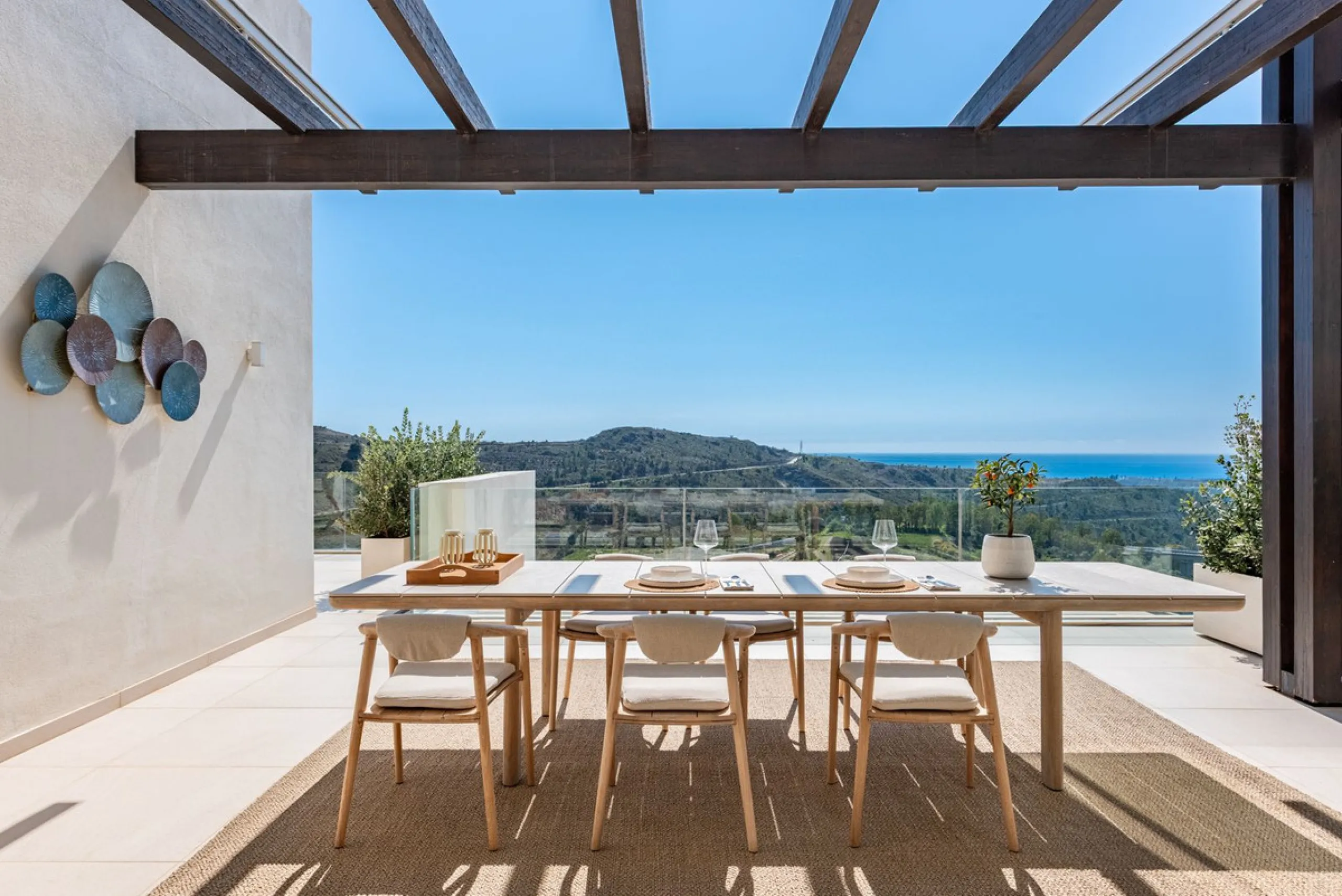 Apartment - Penthouse Duplex в продаже в Benahavís, Málaga. В доме 4 спален и 3 ванных комнат. Площадь дома 142 м²