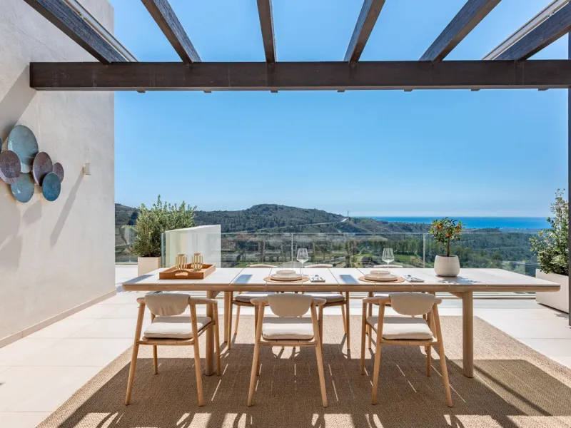Apartment - Penthouse Duplex в продаже в Benahavís, Málaga. В доме 4 спален и 3 ванных комнат. Площадь дома 142 м²