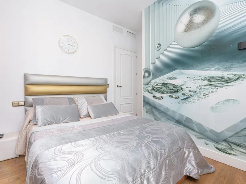 Stunning Modern Duplex with Tourist License — Proven High Yield Investment