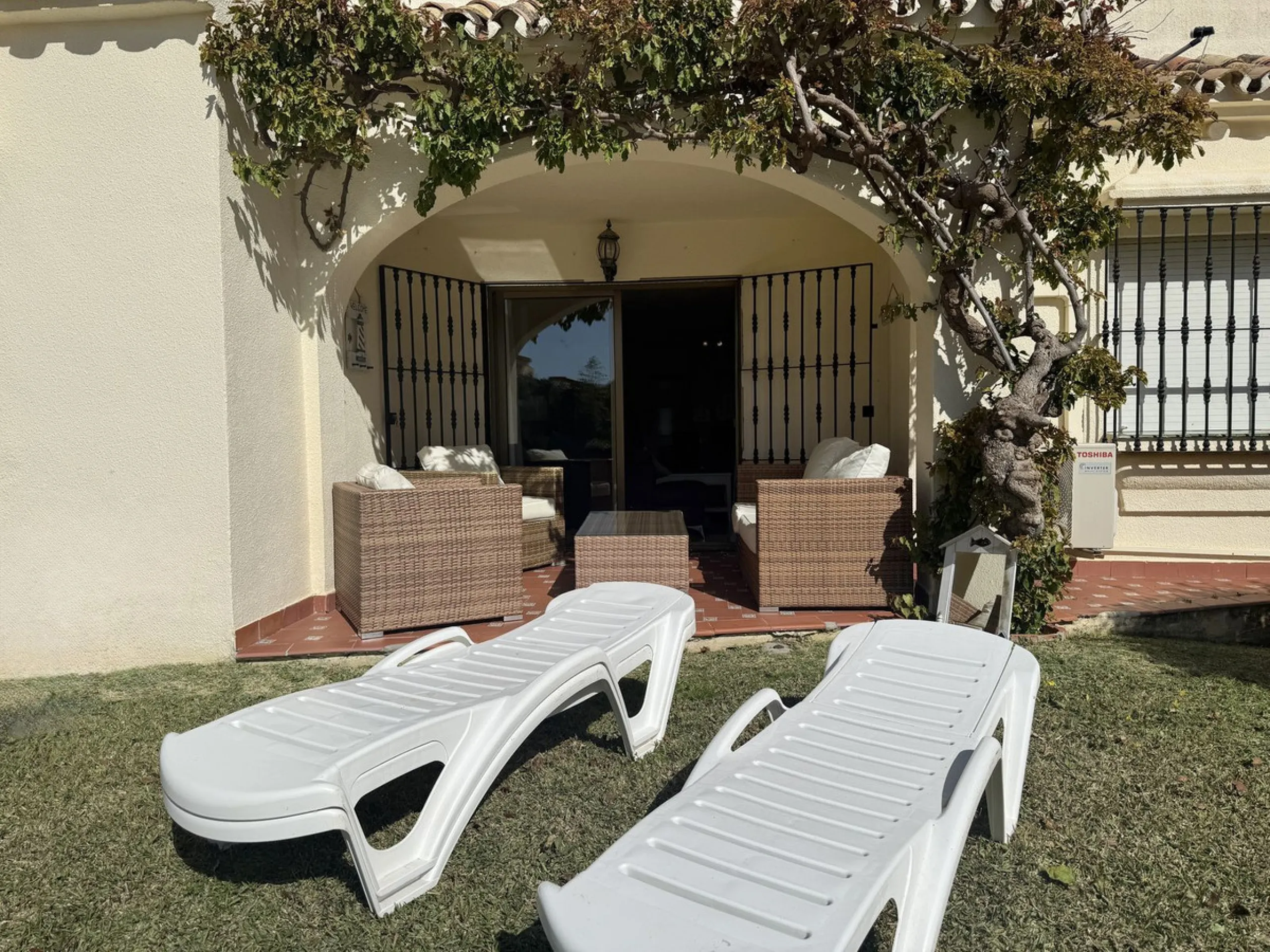 Apartment - Ground Floor Apartment в продаже в Mijas, Málaga. В доме 2 спален и 1 ванных комнат. Площадь дома 77 м²
