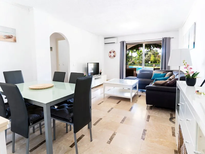 Apartment - Ground Floor Apartment в продаже в Mijas, Málaga. В доме 2 спален и 1 ванных комнат. Площадь дома 77 м²