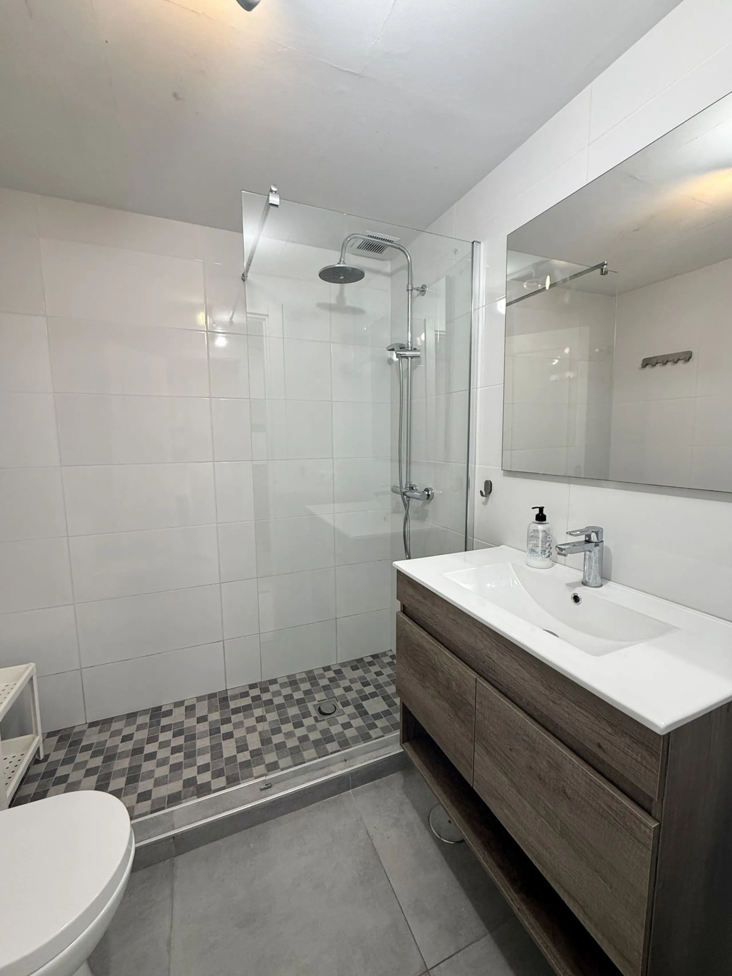 Apartment - Ground Floor Apartment в продаже в Mijas, Málaga. В доме 2 спален и 1 ванных комнат. Площадь дома 77 м²