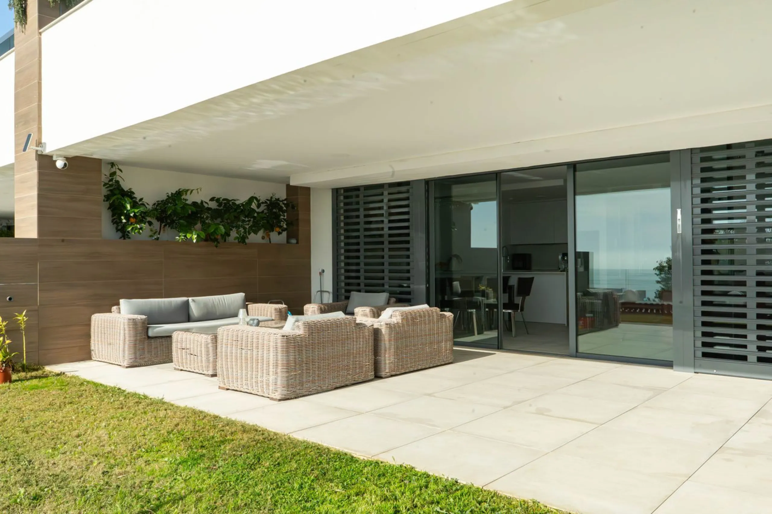 Absolutely stunning, spacious, bright and totally  luxurious   apartment with private garden and pool, enjoying panoramic seaviews.