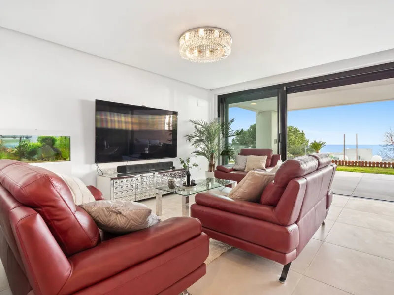 Absolutely stunning, spacious, bright and totally  luxurious   apartment with private garden and pool, enjoying panoramic seaviews.
