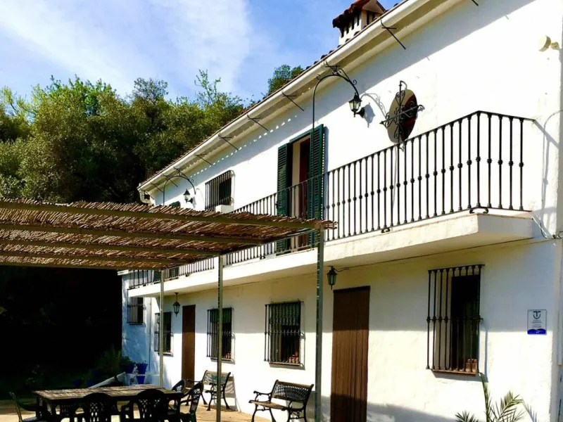 P> Exceptional and rare property just 27 km from the beaches of the  Costa del Sol. An ideal estate for equestrians, featuring a stable block, a spacious farmhouse , a cosy guest casita, and an additional building suitable for conversion into further acco