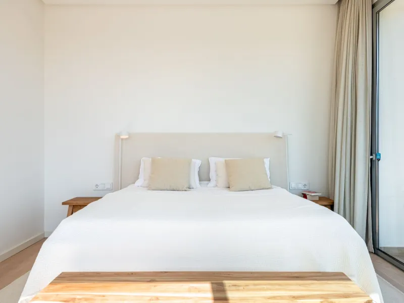 Apartment - Penthouse Duplex в продаже в Benahavís, Málaga. В доме 4 спален и 3 ванных комнат. Площадь дома 142 м²
