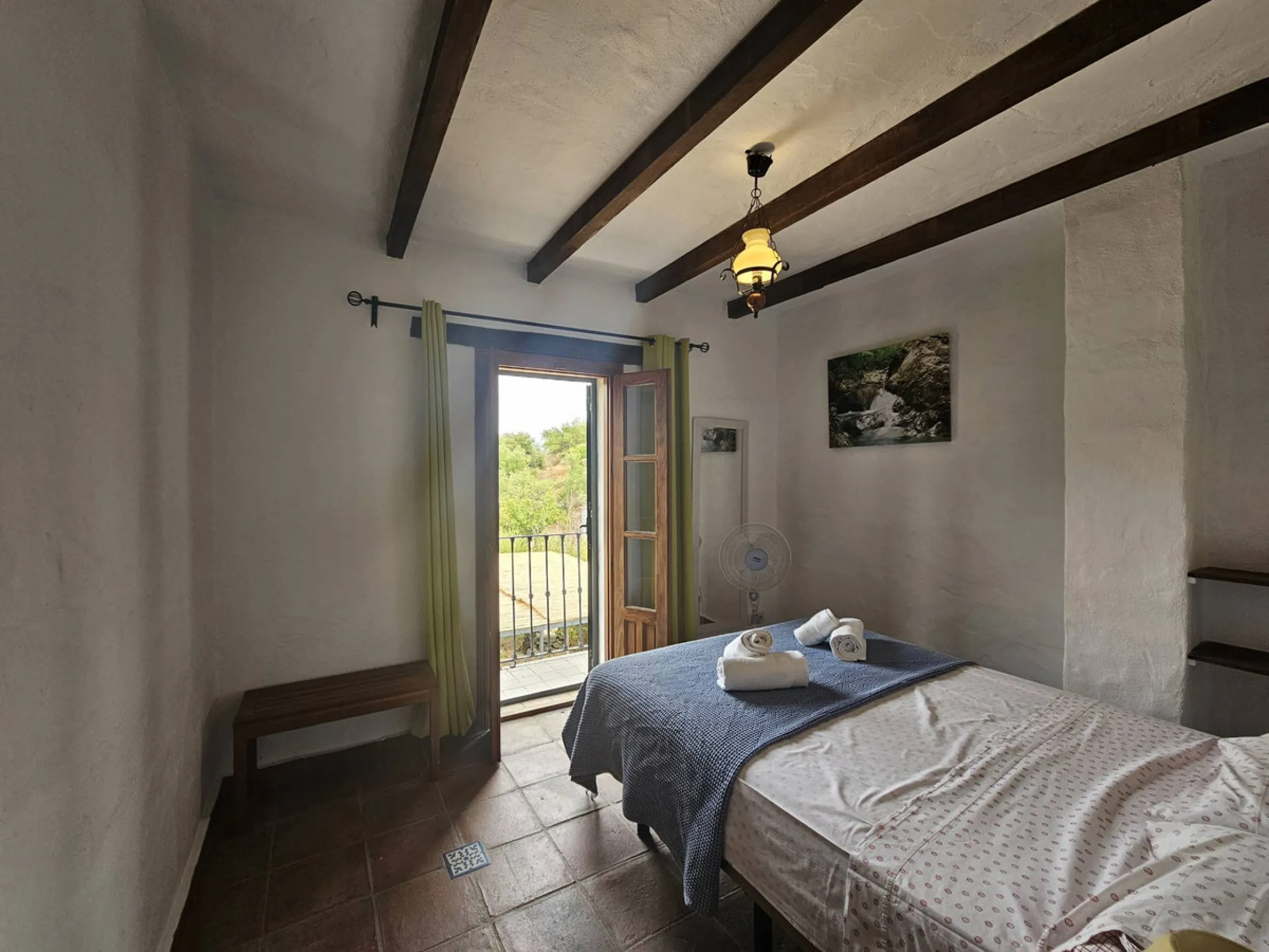 P> Exceptional and rare property just 27 km from the beaches of the  Costa del Sol. An ideal estate for equestrians, featuring a stable block, a spacious farmhouse , a cosy guest casita, and an additional building suitable for conversion into further acco