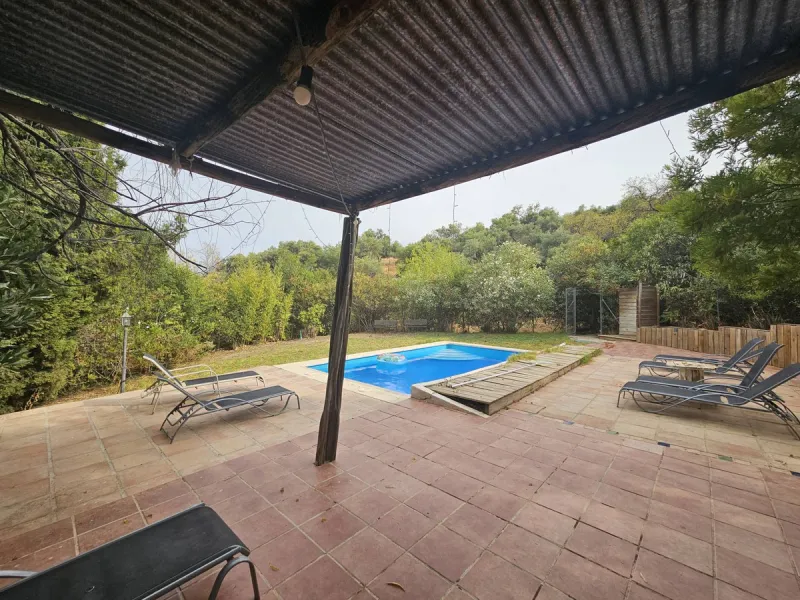 P> Exceptional and rare property just 27 km from the beaches of the  Costa del Sol. An ideal estate for equestrians, featuring a stable block, a spacious farmhouse , a cosy guest casita, and an additional building suitable for conversion into further acco
