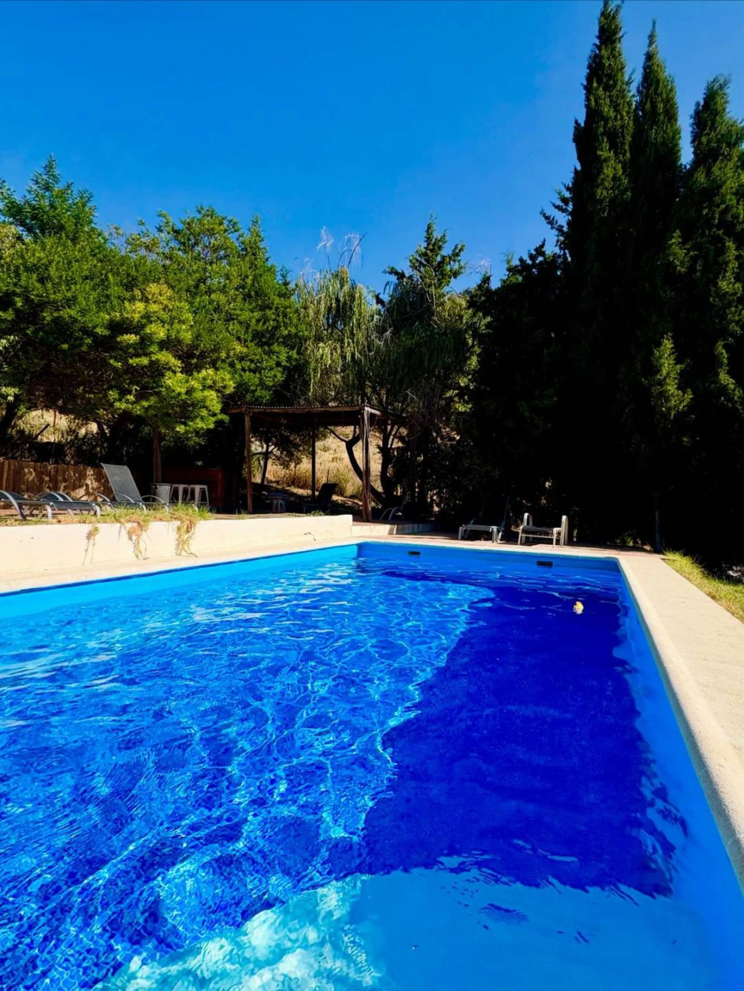P> Exceptional and rare property just 27 km from the beaches of the  Costa del Sol. An ideal estate for equestrians, featuring a stable block, a spacious farmhouse , a cosy guest casita, and an additional building suitable for conversion into further acco