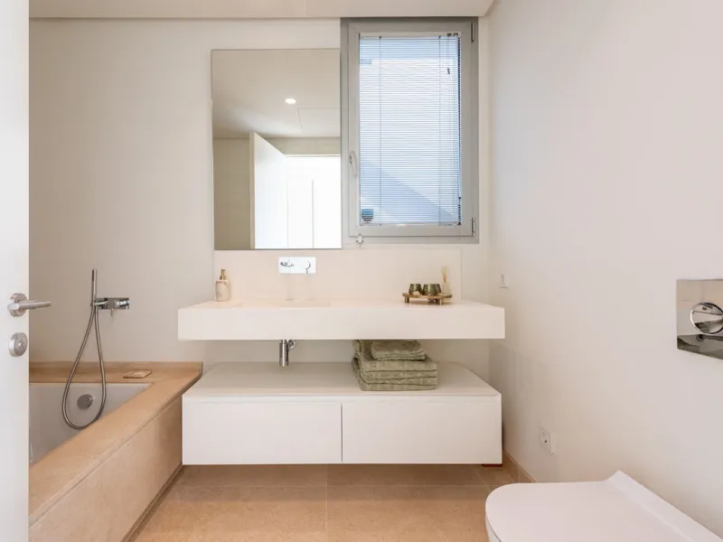 Apartment - Penthouse Duplex в продаже в Benahavís, Málaga. В доме 4 спален и 3 ванных комнат. Площадь дома 142 м²