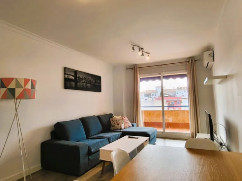 APARTMENT IS RENTED LONG TERM. THE APARTMENT IS SOLD WITH THE RENTAL CONTRACT.