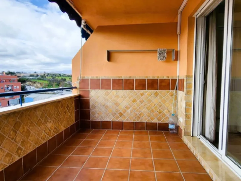 APARTMENT IS RENTED LONG TERM. THE APARTMENT IS SOLD WITH THE RENTAL CONTRACT.