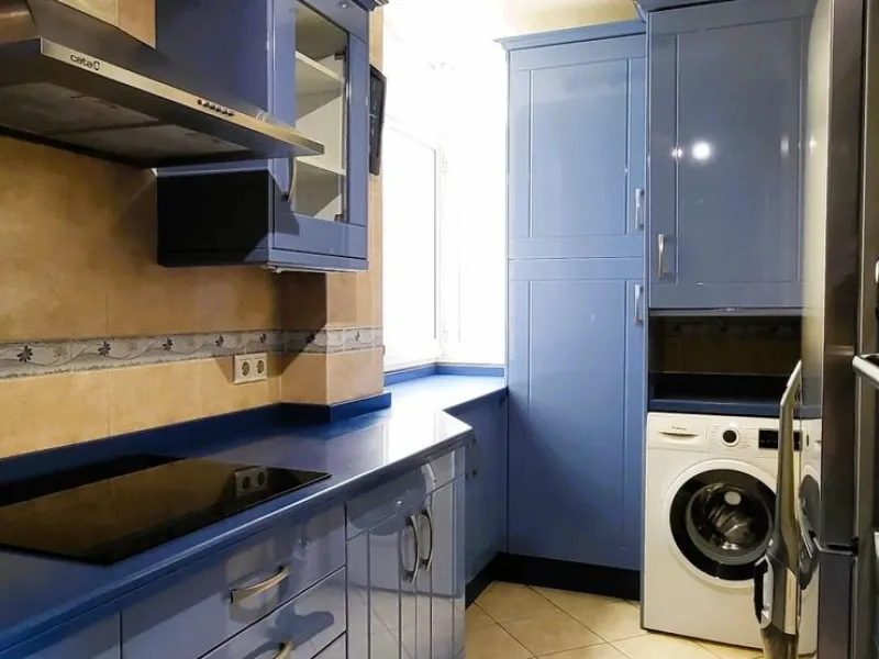 APARTMENT IS RENTED LONG TERM. THE APARTMENT IS SOLD WITH THE RENTAL CONTRACT.