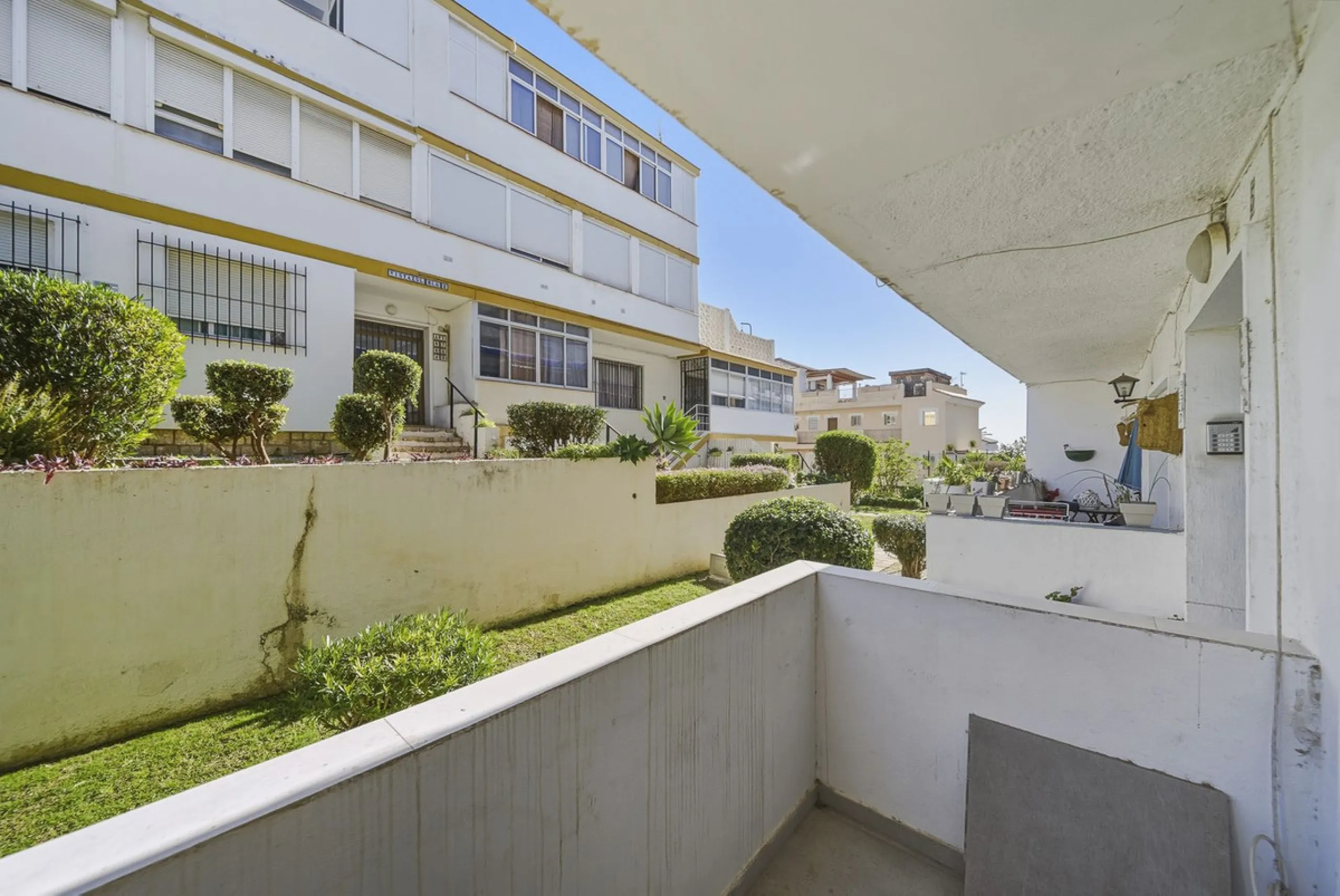 Apartment - Ground Floor Apartment в продаже в Benalmadena, Málaga. В доме 2 спален и 2 ванных комнат. Площадь дома 74 м²