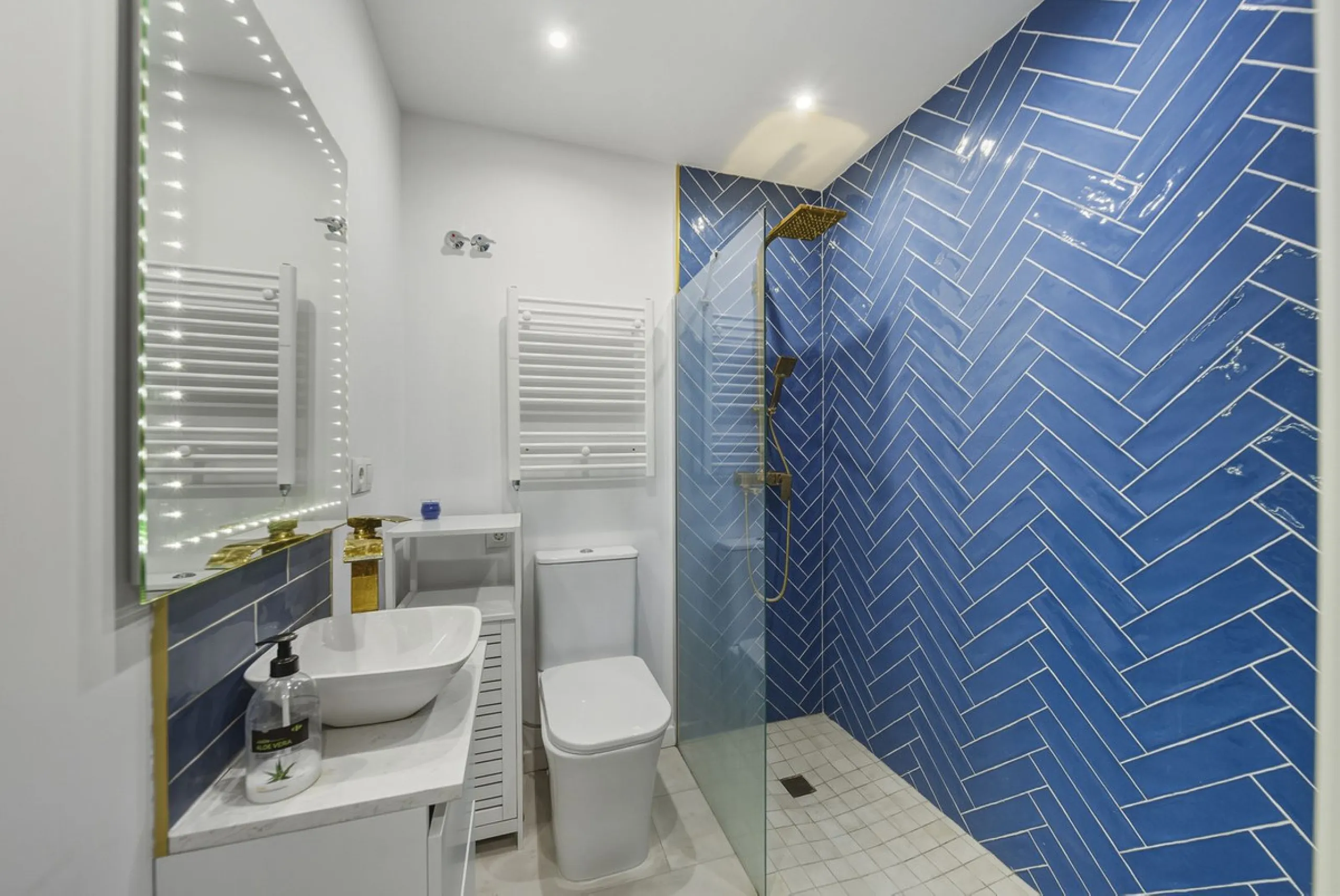 Apartment - Ground Floor Apartment в продаже в Benalmadena, Málaga. В доме 2 спален и 2 ванных комнат. Площадь дома 74 м²