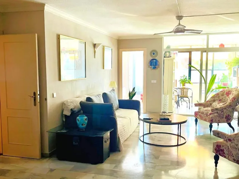 Step into this exceptional apartment, perfectly situated just moments from the glamorous Puerto Banús and Marbella's pristine beaches, in the heart of Nueva Andalucía—the prestigious 'Golf Valley' of the Costa del Sol. Known for its upscale lifestyle, wor