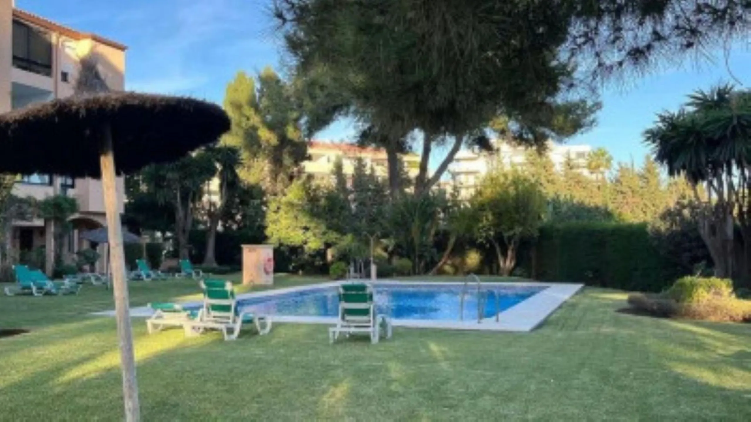 Step into this exceptional apartment, perfectly situated just moments from the glamorous Puerto Banús and Marbella's pristine beaches, in the heart of Nueva Andalucía—the prestigious 'Golf Valley' of the Costa del Sol. Known for its upscale lifestyle, wor