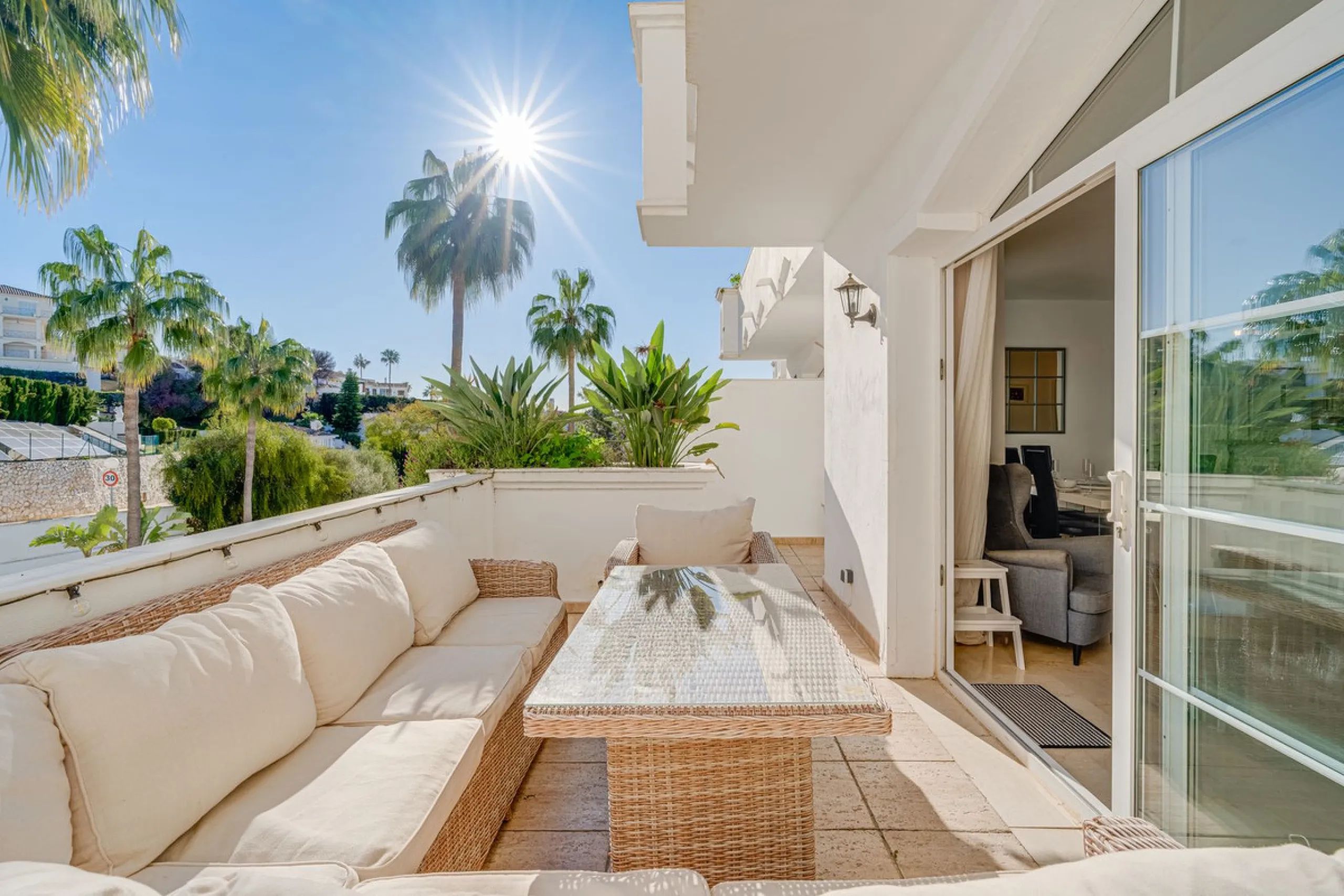 Situated in the sought-after area of Riviera del Sol, Mijas, this well-presented three-bedroom, two-bathroom first-floor apartment offers comfortable coastal living within walking distance of local amenities and the beach.