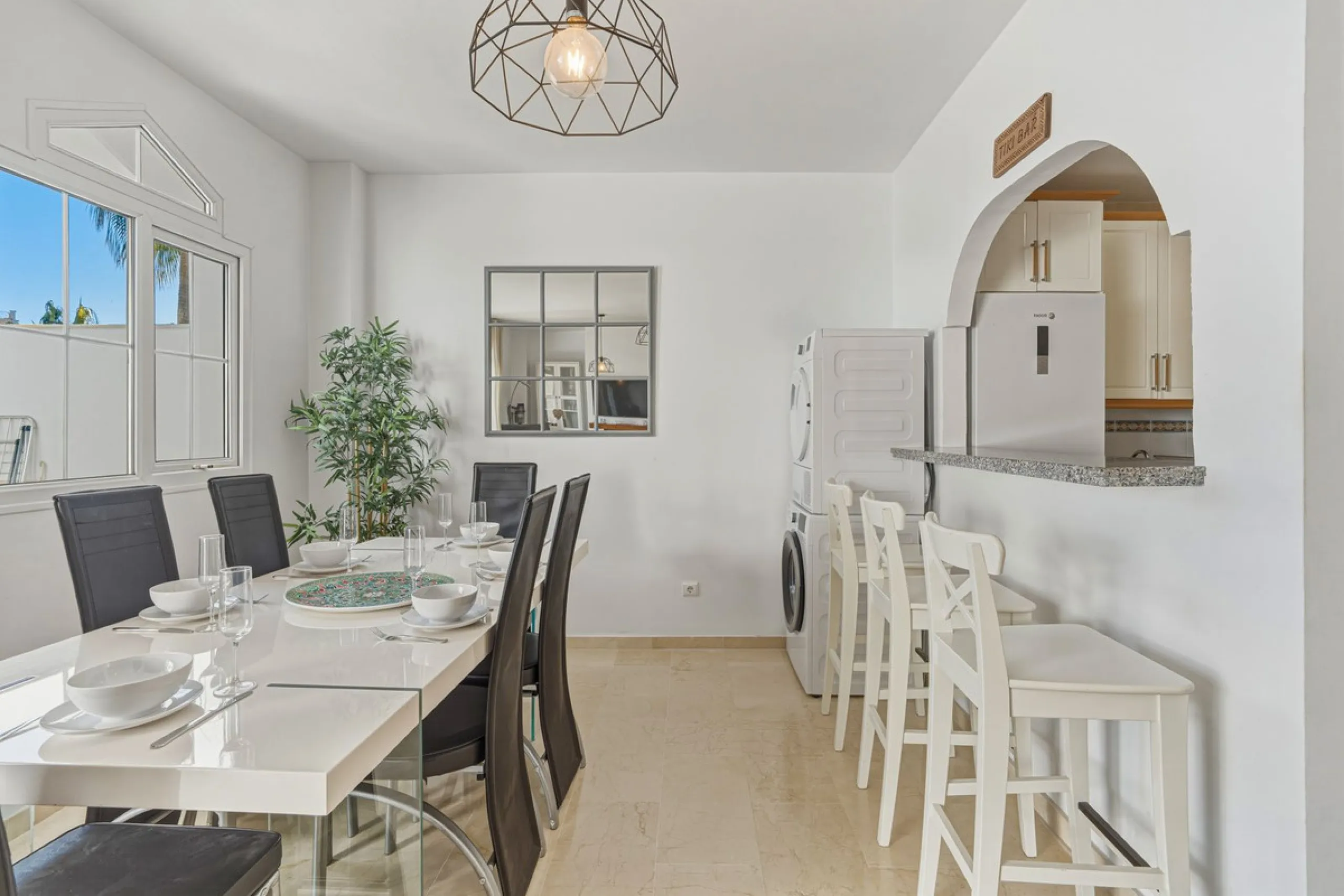 Situated in the sought-after area of Riviera del Sol, Mijas, this well-presented three-bedroom, two-bathroom first-floor apartment offers comfortable coastal living within walking distance of local amenities and the beach.