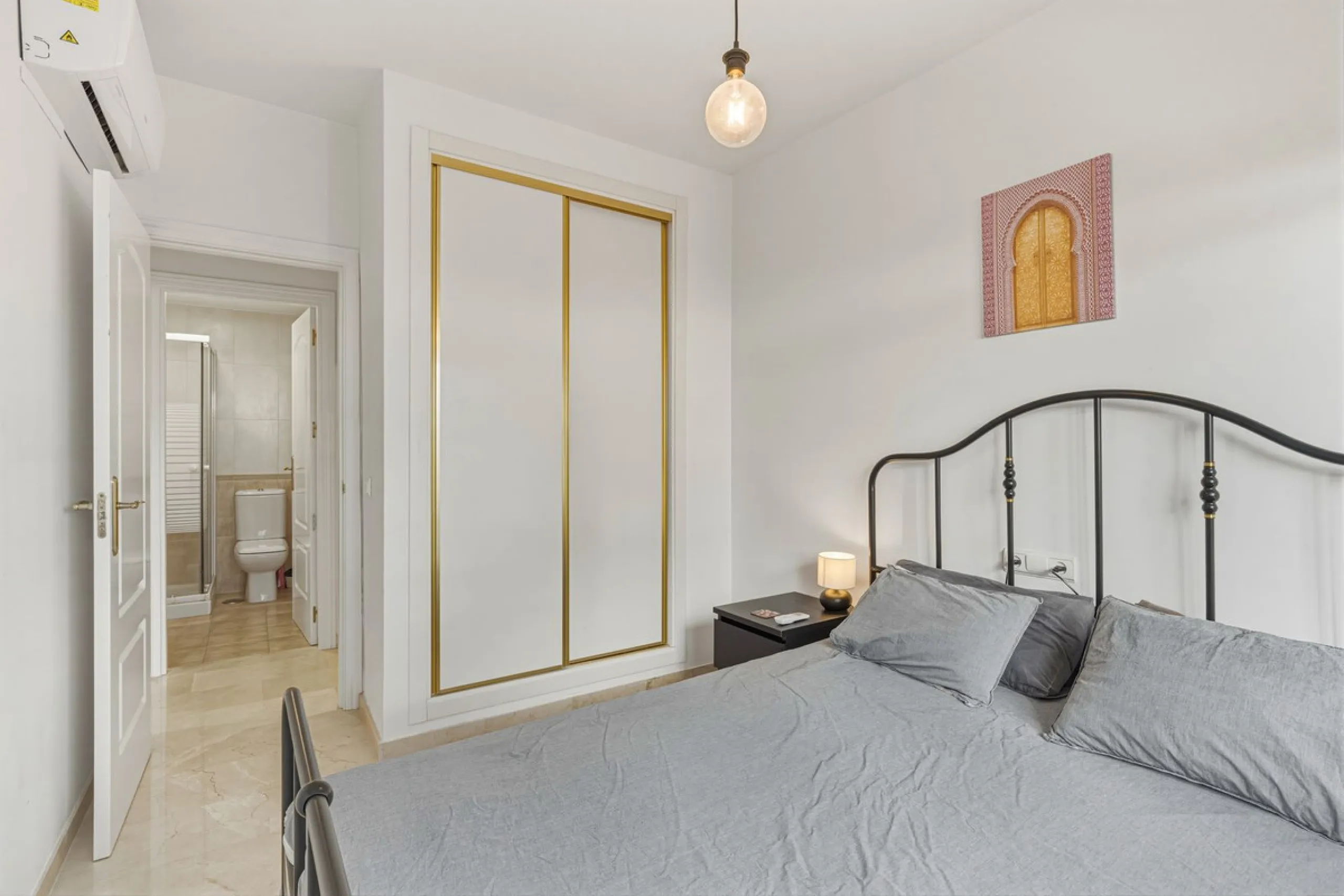 Situated in the sought-after area of Riviera del Sol, Mijas, this well-presented three-bedroom, two-bathroom first-floor apartment offers comfortable coastal living within walking distance of local amenities and the beach.